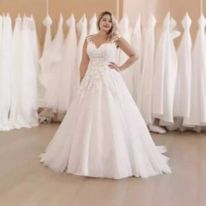 Large Size Bridal White Mesh Wedding Dress