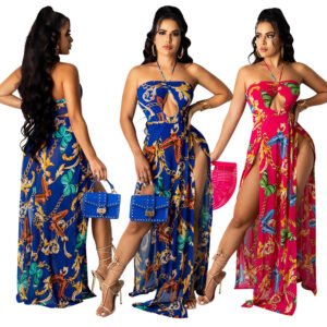 Fashionable casual sports women